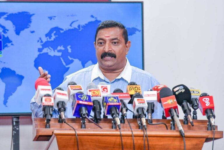 වතු කම්කරුවන්ට වැටුප් වැඩිකරන්න වතු හාම්පුතුන්ටත් වගකීමක් තිබෙනවා – වඩිවේල්