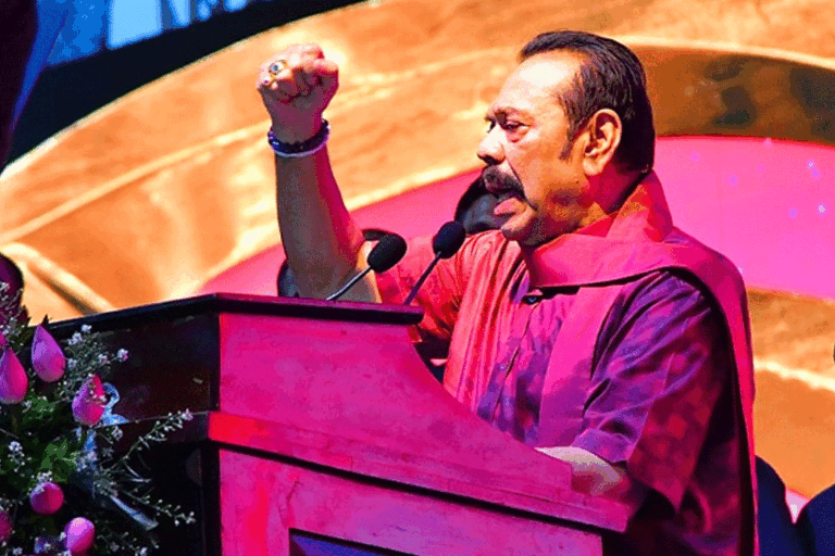 ජනාධිපතිවරණය දිනන්නේ පොහොට්ටුවේ ආශිර්වාදය ඇති අපේක්ෂකයා විතරයි. වෙලාව ආවාම තීරණය කියන්නම් – මහින්ද