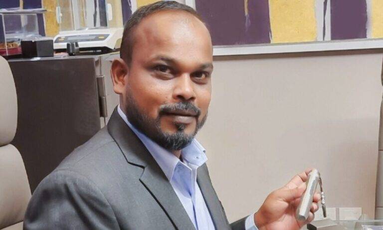 ව්‍යාපාරිකයෙක් අත්අඩංගුවට!
