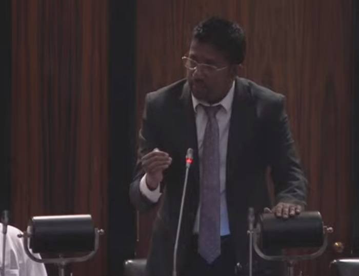 මියන්මාරයේ සිරවූ තරුණයින් ගැන පාර්ලිමේන්තුවෙන් ඇසුණු කතා!