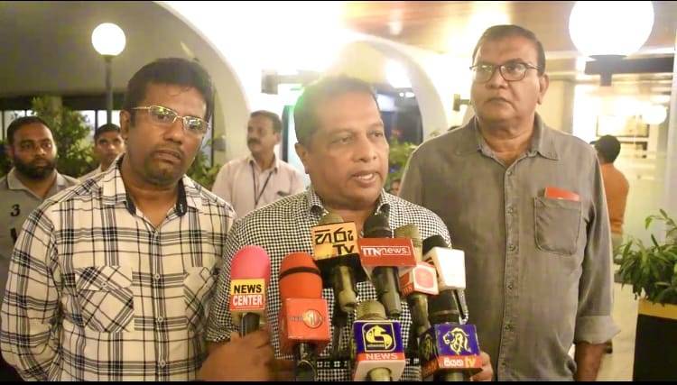 රාජතාන්ත්‍රික මෙහෙයුමක් සඳහා විපක්ෂයේ පිරිසක් මියන්මාරයට!
