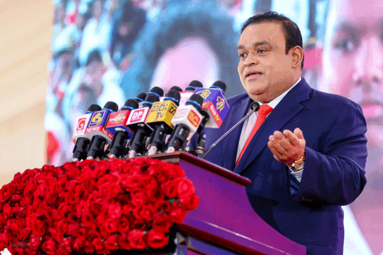 මැකියාවේලිගේ නූගත්කම පිළිබඳ න්‍යාය වෙනුවට අපි ලී ක්වාන් යූ ගේ අධ්‍යාපනයේ රහස සමාජගත කළා – ධම්මික පෙරේරා
