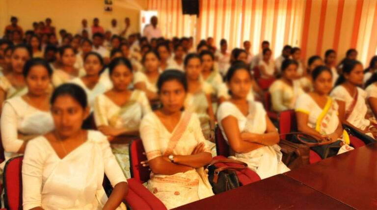 නව ග්‍රාම නිලධාරීන් 1942කට පත්වීම් ලිපි හෙට!