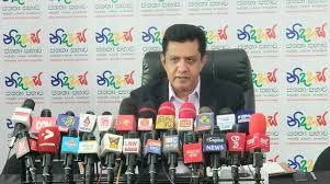 පාර්ලිමේන්තුව විසුරුවනවා කියන කතා බොරු.ඒක එහෙම වෙන්නේ නැහැ – චරිත