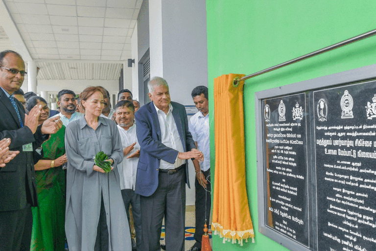 වව්නියාව රෝහල ශික්ෂණ රෝහලක් බවට පත් කර වව්නියාව විශ්වවිද්‍යාලයට වෛද්‍ය පීඨයක් ලබා දෙනවා – ජනපති