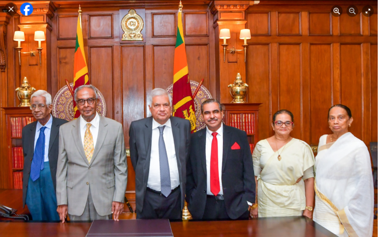 මෙරට ඉතිහාසයේ ප්‍රථම වතාවට ජ්‍යෙෂ්ඨ නීතිවේදීන් පස් දෙනෙකු සඳහා “ජ්‍යෙෂ්ඨ උපදේශන නීතිඥ බහුමානය” ප්‍රදානයක්!