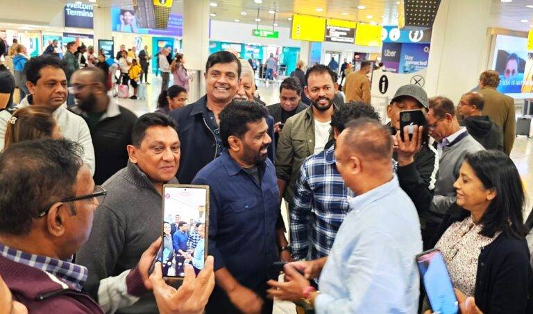 NPP නායක ලන්ඩනයට!