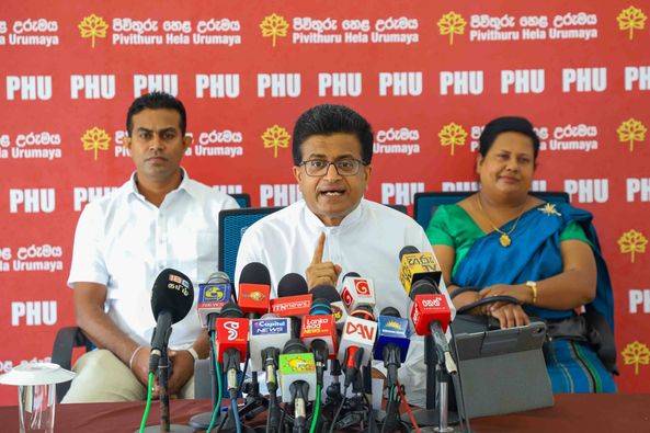 පොහොට්ටුවේ නොනිල නායකයා ඇමරිකානුවා.එයාගේ ආශීර්වාදයෙන් බෝධිසත්වයෙක් ආවත් ජන්දේ නම් නෑ – ගම්මන්පිල