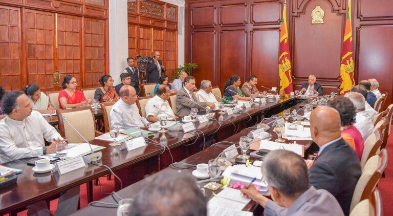 සුබසාධන වැඩසටහන් කාර්යක්ෂම කර ඒවායේ ප්‍රතිලාභ ජනතාවට ලබාදෙන්න – ජනපති