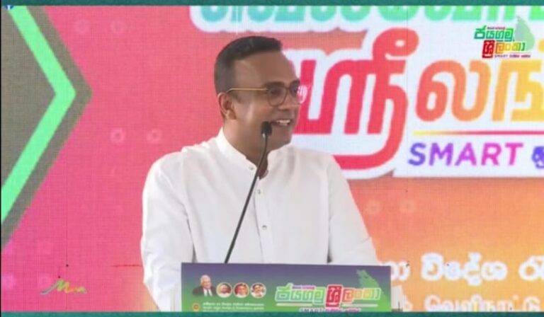 මේ රට මේ තත්ත්වයට ගේන්න මුදල් එවපු විගමනික ශ්‍රමිකයන්ට ස්තුතියි – මනූෂ
