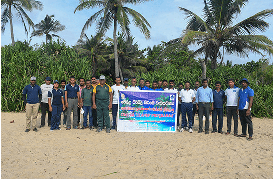 ‘අවදියෙන් ගැඹුරින් සිතා බලා, සමුද්‍රීය පරිසරය රැකගැනීමට ඔබත් එක් වන්න’ – නාවික හමුදාව