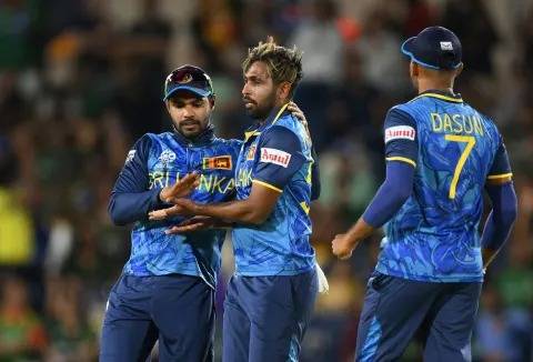 නුවන්ගේ උත්සාහය දසුන්ගේ පුල්ටොස් එක හමුවේ පුස් වෙයි.