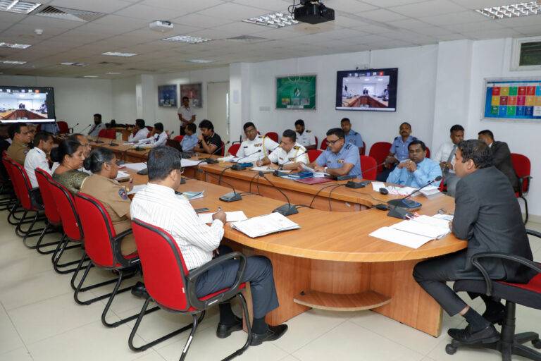 ගංවතුරෙන් හානි වූ නිවාස පිළිසකර කිරීම ගැන විශේෂ සාකච්ජාවක්!