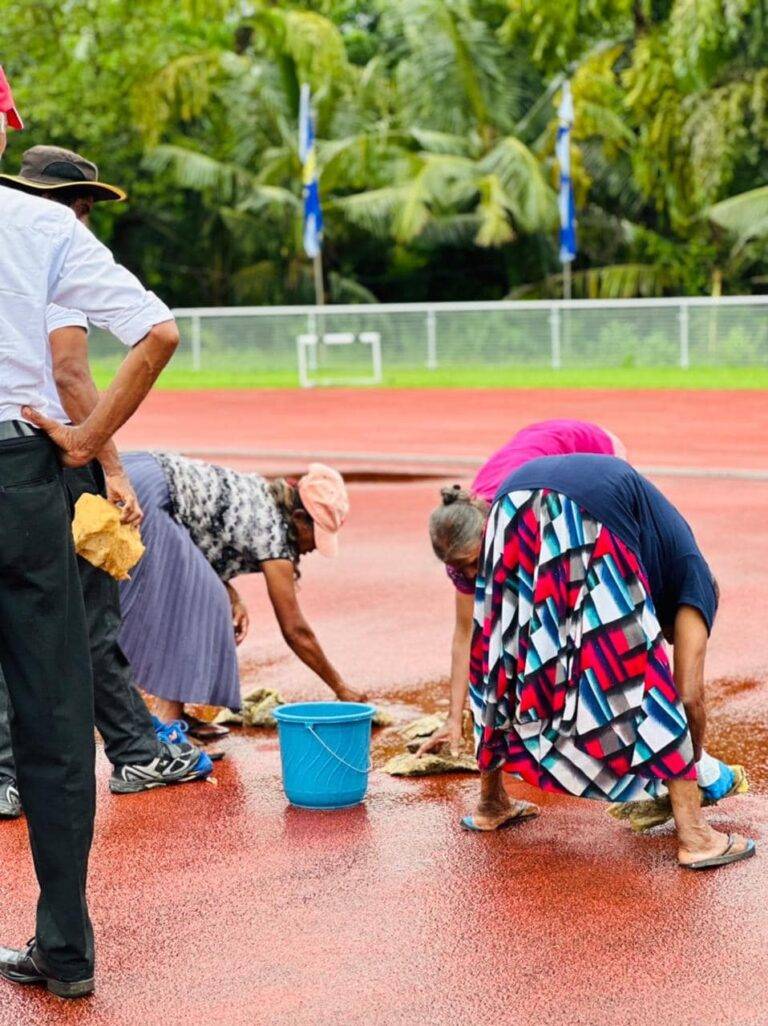 ( Video) තරු පායන්න තැනක් නැති රටක් තව දුරටත්….
