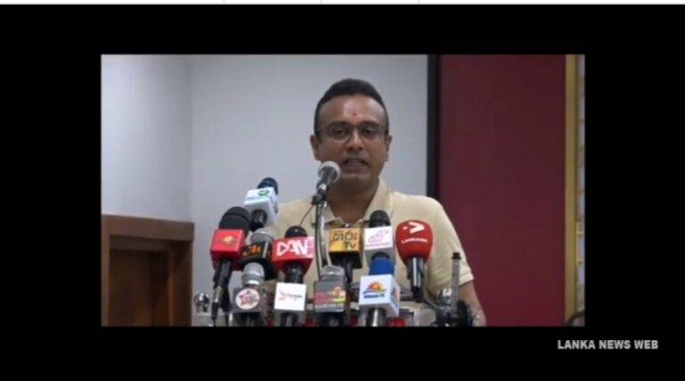 ( Video)අනුරට ෆේස්බුක් එකේ මිස මහපොළොවේ ජනාධිපති වෙන්න බෑ – ගුරුවරු පාරට බැස්සුවේ ඒ නිසා – මනූෂ