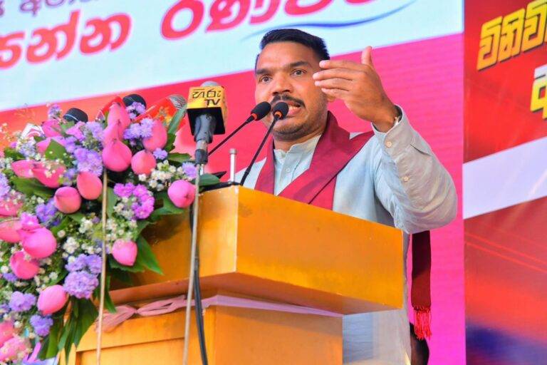 අපි නිරන්තරයෙන් මේ රටට ආදරය කළ ජනතාවක් – නාමල්