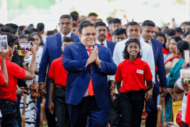 ධම්මිකගෙන් තවත් සුබ ආරංචියක් !