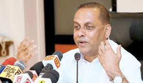 මෛත්‍රී ඔක්කොමලා ඇන්දුවා.විජයදාස රාජපක්ෂත් එයාට අහුවුණා – අමරවීර