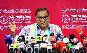 ඩීල් එක තියෙන්නේ රනිල් සහ සජිත් පිල අතර.විජිත සාක්ෂිත් එක්කම කියයි!