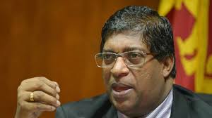 අඳුරට ශාප නොකර රට වෙනුවෙන් එක පහනක් හරි දල්වන්න – රවී