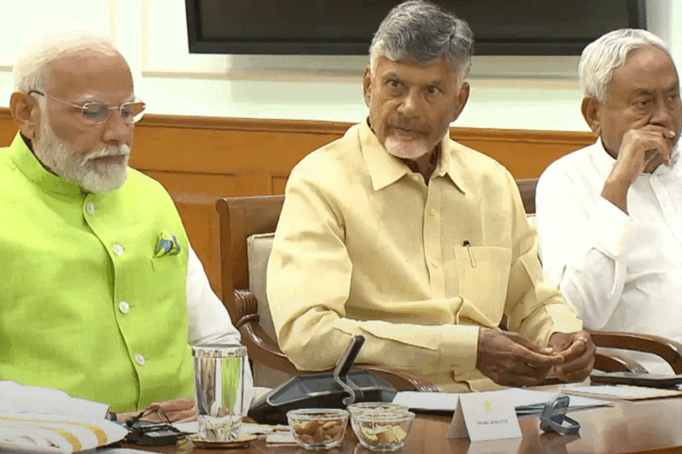 මොදී දිවුරුම් දීමටත් කලින් සභාග පක්ෂ කැබිනට් තනතුරු ඉල්ලයි