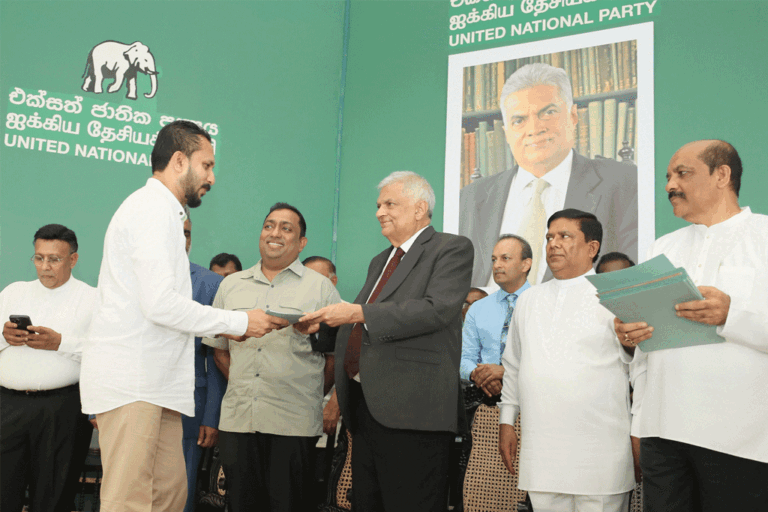 අපේ අරමුණ කාන්තාවන්ට පිරිමින්ට හා සමාන අයිතිවාසිකම් ලබාදීමයි. ඊට බාධා කිරීමට කිසිදු ආයතනයකට හැකියාවක් නැහැ – ජනපති