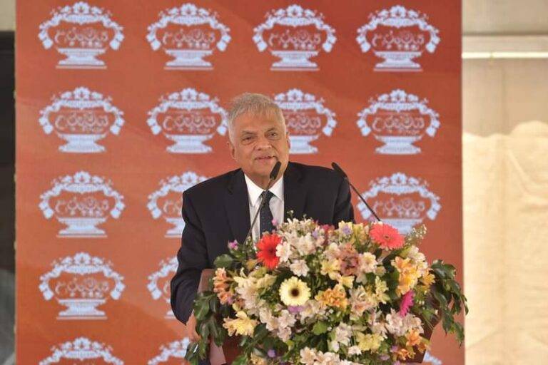 ජූලි මාසයේදී කොළඹ අඩු ආදායම්ලාභීන් 250,000කට නිවාස අයිතිය!