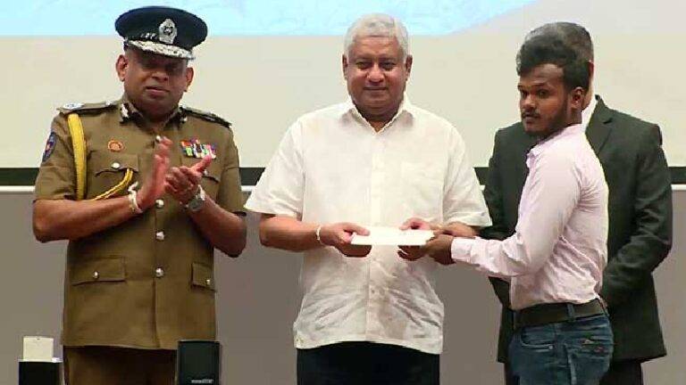 පාතාල මර්දනය හා මත්ද්‍රව්‍ය ජාවාරම් මැඬලීමේදී දැක්වූ දක්ෂතා වෙනුවෙන් පොලිස්පති ත්‍යාග අරමුදලෙන් තෑගි!