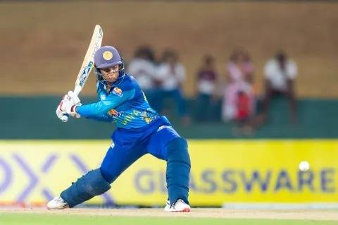 ලක් ලලනාවෝ බංගලාදේශය පරාජය කරති