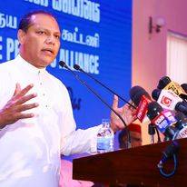 මමයි නීත්‍යානුකූල ලේකම්.මම හෙට එනවා වැඩ භාරගන්න – දයාසිරිත් SLFP සටන් බිමට!