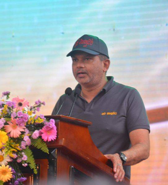 කොහොමද ලොහාන් අනුරට කරන අභියෝගය!