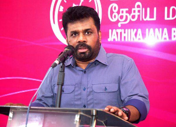 (VIDEO):පුළුවන් නම් පොලිස්පති විදිහට එක අත්සනක් ගහල පෙන්වන්න. අනුරගෙන් දේශබන්දුට අභියෝගක්