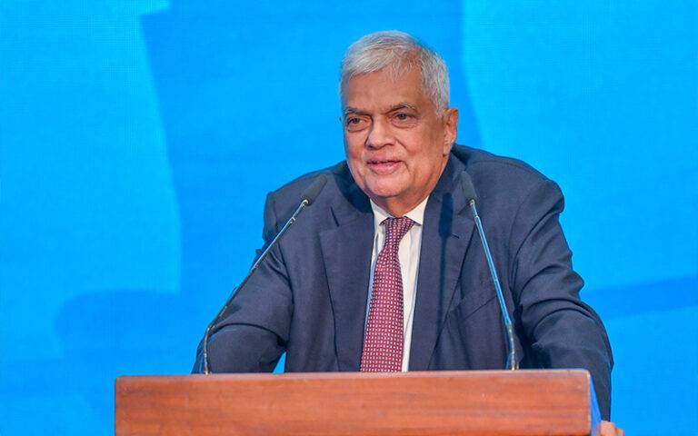 වැඩවර්ජන කළාට පලක් නැහැ.වැටුප් වැඩිවීමක් නැහැ – ජනාධිපති රජයේ ස්ථාවරය ප්‍රකාශයට පත් කරයි