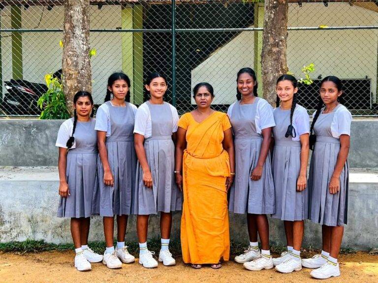 අම්පාරෙන් සැඟවෙන්න හැඳුව තරු, ලංකාවෙ අහසේ තැබූ ගිරිඋල්ලෙ වික්‍රමශීලාව