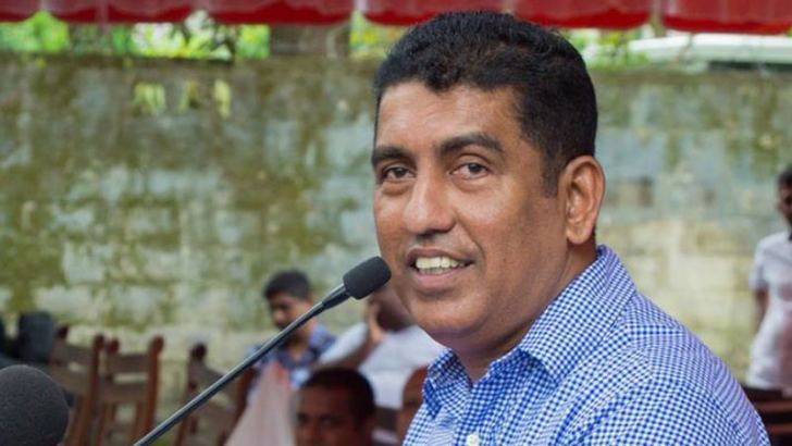 බැසිල් වෙලාවට ෂොට් එක දෙයි – ජොන්ස්ටන්