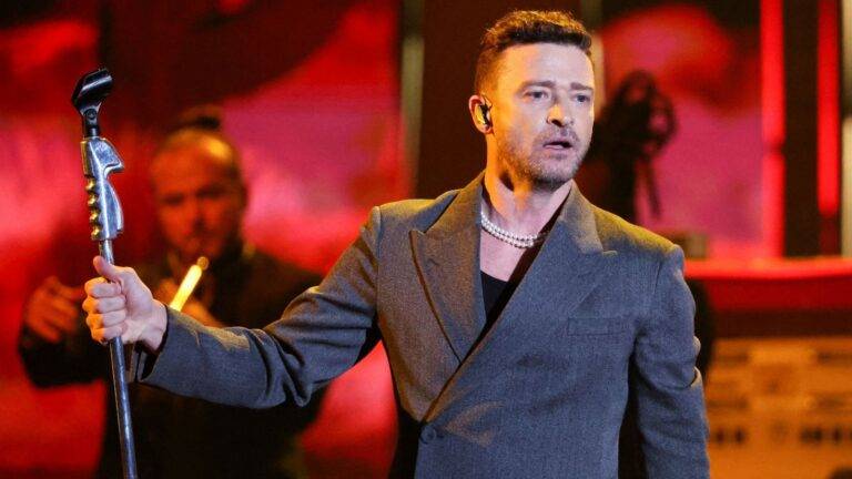 බීමතින් රිය පැදවීම Justin Timberlake ට අනුව විහිළුවක් ද?