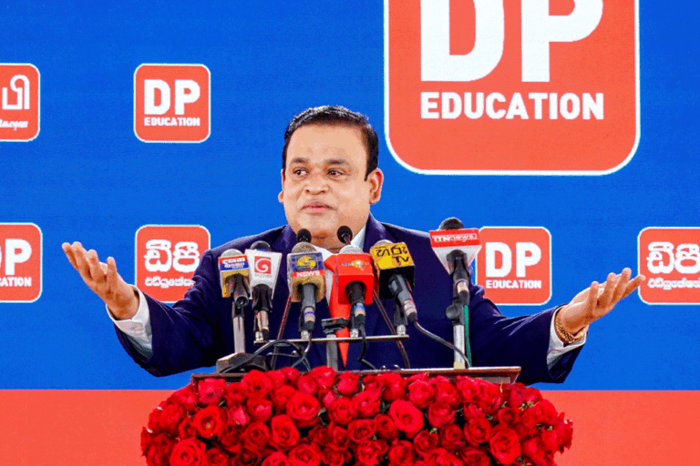 ධම්මිකගෙන් තවත් රුපියල් මිලියන 4,000 ක් වටිනා අධ්‍යාපන සහතික පත් ප්‍රදානයක් අද රත්නපුරේදී !