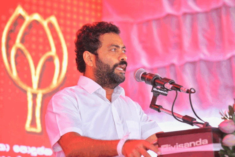පොහොට්ටුවේ කෑලි කඩලා හදන්න යන අශුද්ධ සන්ධානයට අපි නෑ – ඉන්දිකගෙන් ප්‍රහාරයක් !