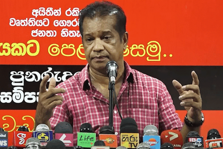 මේ වෙලාවේ වැඩවර්ජන කරන්නේ ද්‍රෝහියෝ. මැතිවරණය තෙක් කිසිම වැඩවර්ජනයකට අපි සම්බන්ධ වෙන්නේ නෑ – ලාල්කාන්ත සහතික වෙයි !