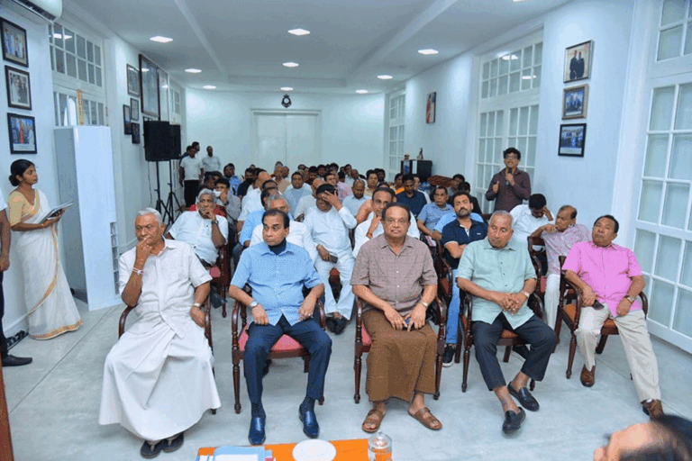 පොහොට්ටු දේශපාලන මණ්ඩල රැස්වීමේ ඡන්ද බෙදුණු හැටි