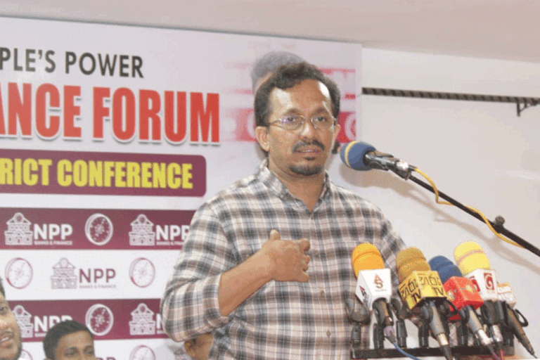 මාලිමා රජය යටතේ කළු සල්ලි සුදු කරන්න දෙනවා. ඒ සල්ලි හම්බ කරපු හැටි හොයහොයා ඉන්න අපට වෙලාවක් නෑ – හඳුන්නෙත්ති