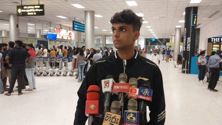 පැරිස් සුදුසුකම් ලැබූ පළමුවැන්නා පළමුවෙන් පිටත් වෙයි