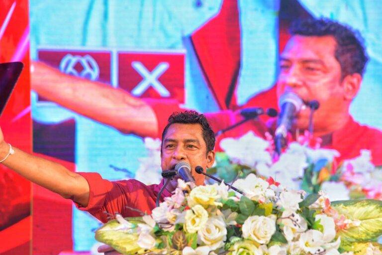 චන්ද්‍රසේනගේ කාලේ දැන් ඉවරයි. මහින්ද මහත්තයා එක්ක දාපු සෙල්ලං නාමල් එක්ක නං දන්න වෙන්නේ නෑ!