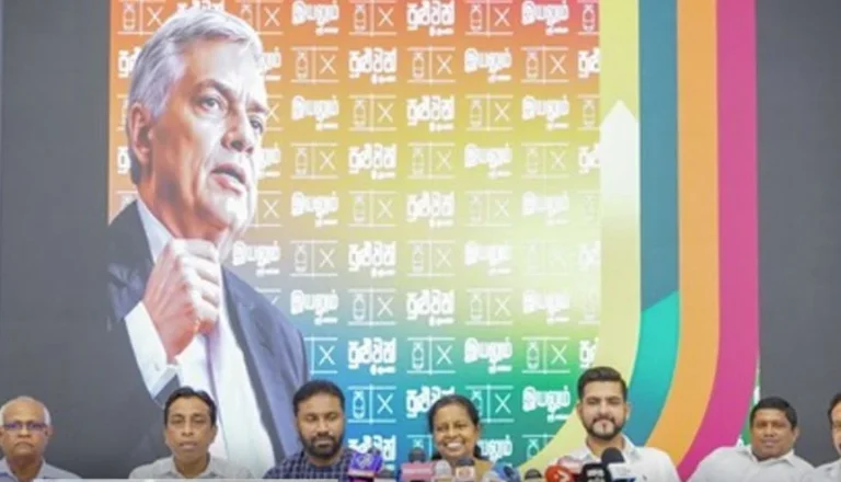 තවත් දේශපාලනික ප්‍රබලයන් පිරිසක් ජනපති රනිල් සමඟ පෙළ ගැසෙයි!