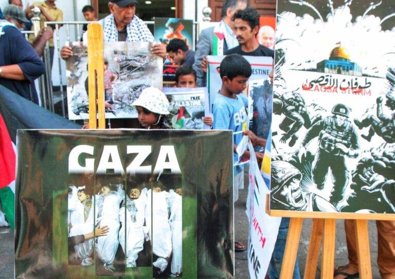 පලස්තීනයේ නිදහස් වෙනුවෙන් අදත් දවටගහ පල්ලිය ඉදිරිපිට පෝස්ටර් ප්‍රදර්ශනයක් සහ විරෝධතාවක්!