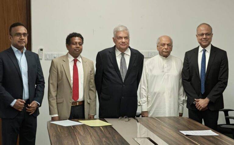 එක පංතියෙ යාළුවො