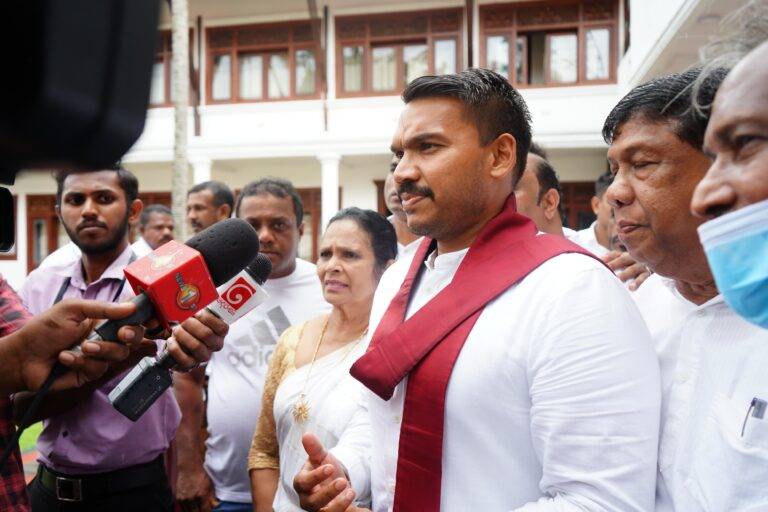 වාසි වෙනුවෙන් ජන්ද කාලෙට අපේ ප්‍රතිපත්ති වෙනස් වෙන්නේ නැහැ – නාමල් රාජපක්ෂ