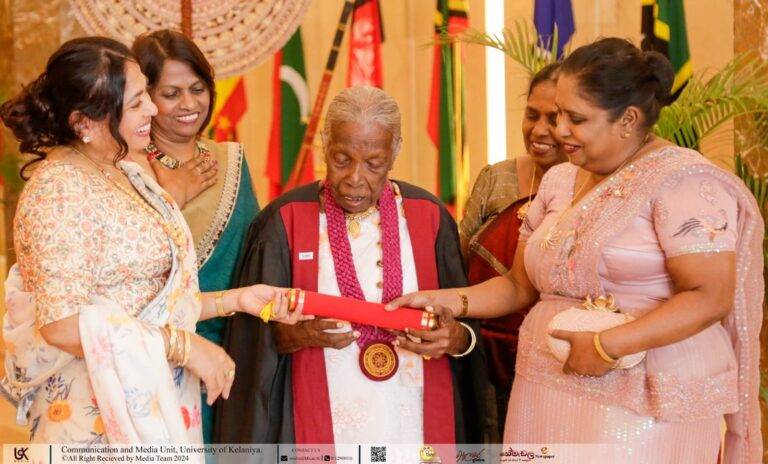 අවුරුදු 97 තරුණ මවක්