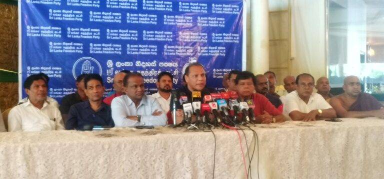 ශ්‍රීලනිප දයාසිරිගේ පිළේ සහය සජිත්ට!