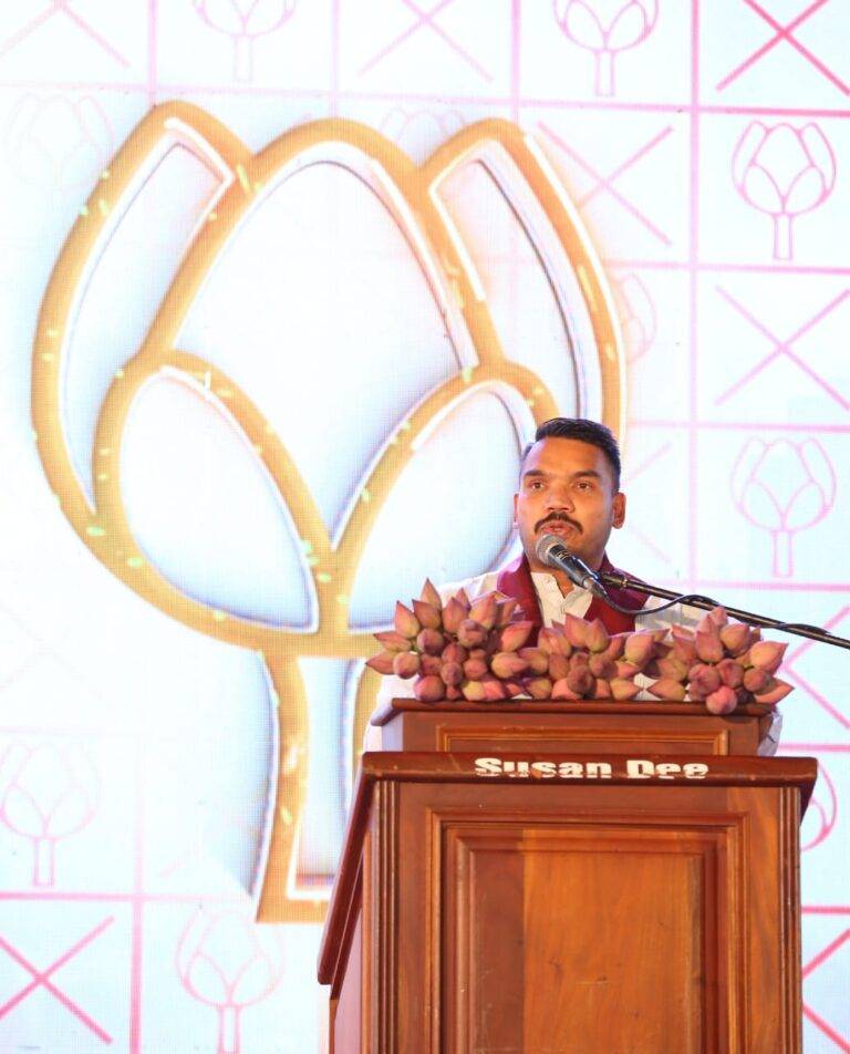 මගේ ආදරණිය අම්මේ තාත්තේ,නැවත වතාවක් ආසියාවේ සංවර්ධිතම රට බවට පත්කිරීමේ වැඩපිළිවෙළ අපි ආරම්භ කරනවා – නාමල්